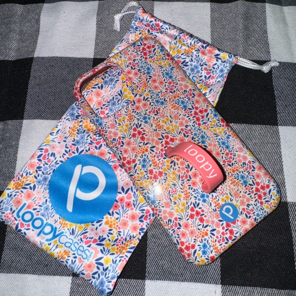 Floral Loopy Case